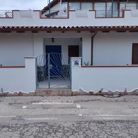 Affitta Camere Zio Peppe San Teodoro  Exterior foto